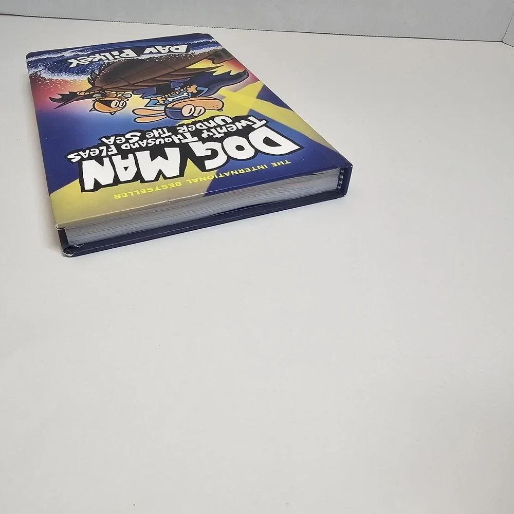Dog‎ Man- Twenty Thousand Fleas Under Sea. Dav Pilkey Hardcover Book Kids